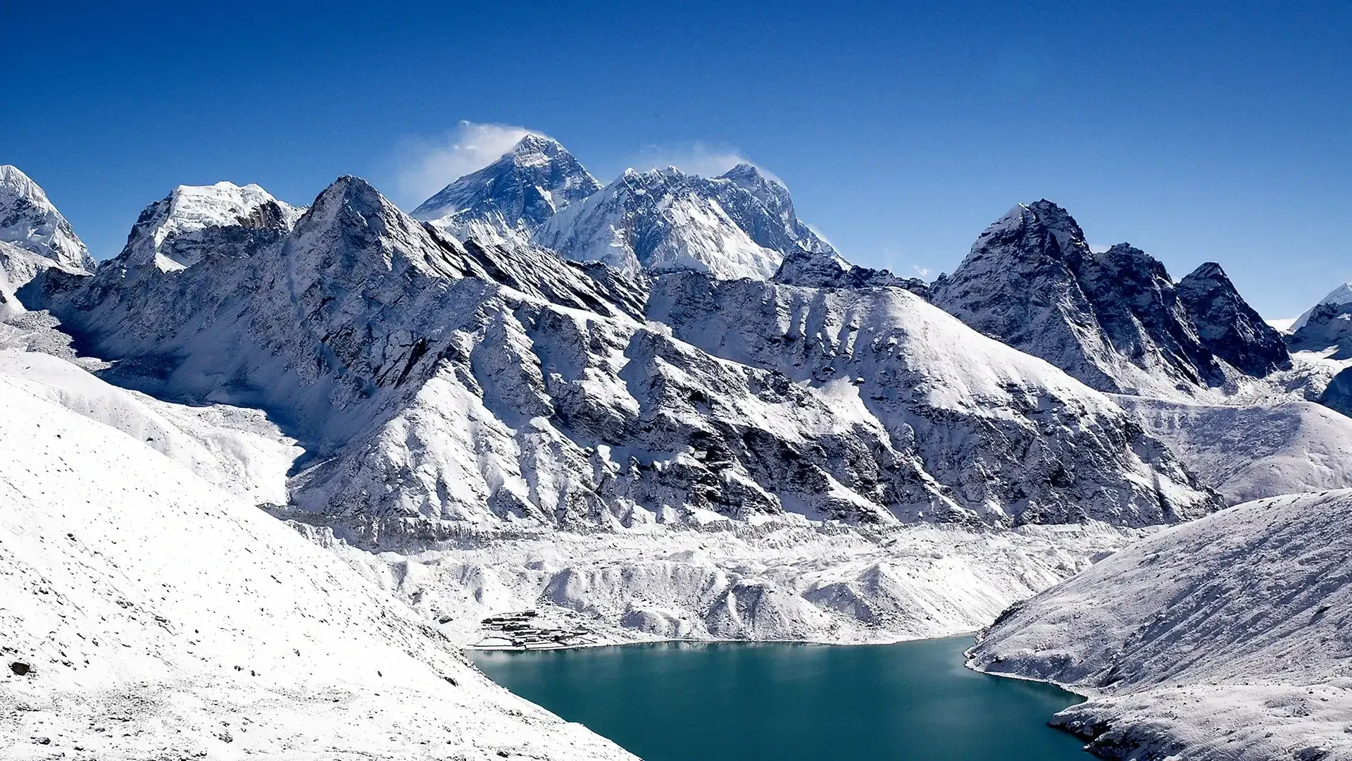 ebc trek with gokyo lake